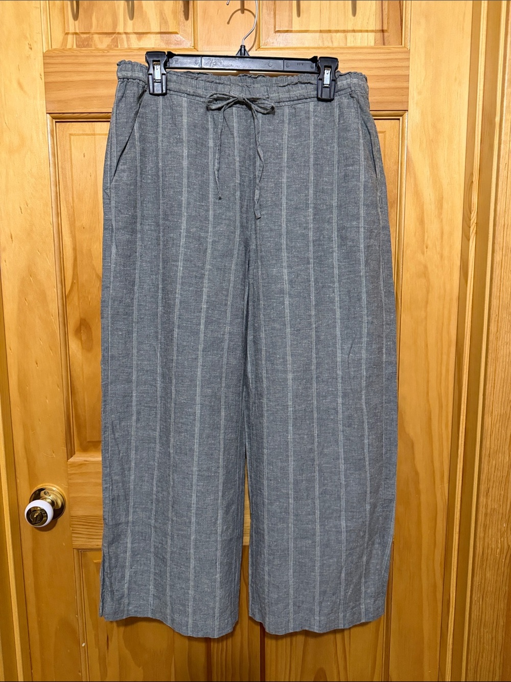 Eileen Fisher Hemp Blend Gray Striped Cropped Wide-Leg Pull on Pants.
